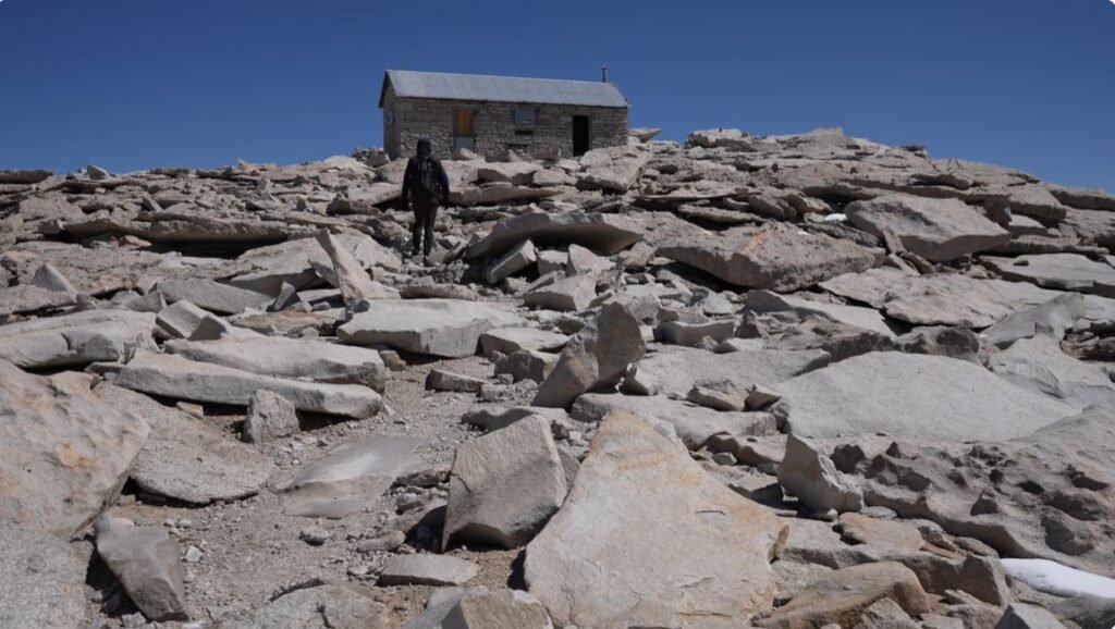 Mount-Whitney-Eastern-Sierra-California-USA