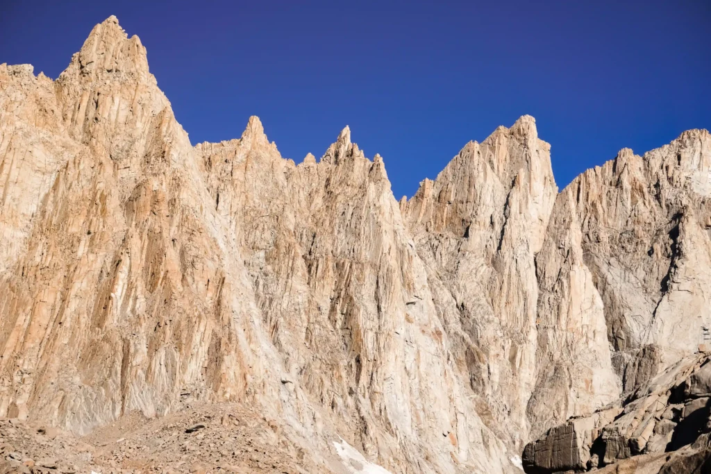 Mount-Whitney-Eastern-Sierra-California-USA