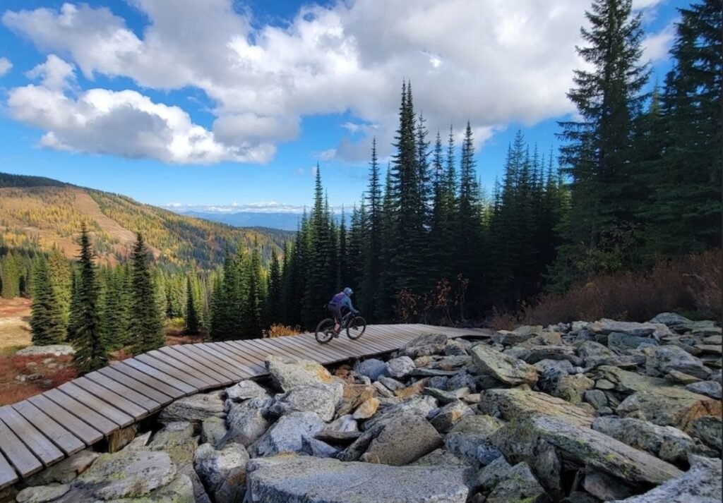 mountain biking paths in the USA