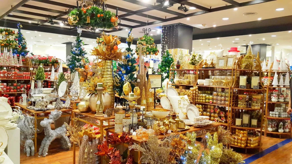 Christmas in NYC on a budget