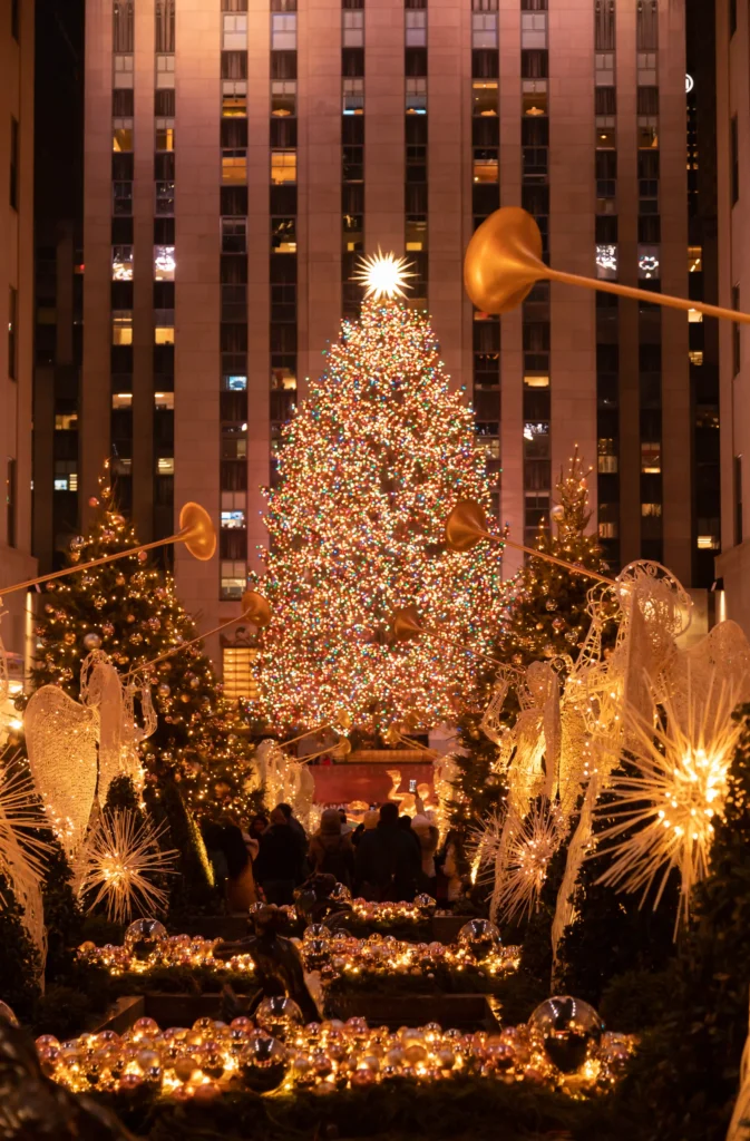 Christmas in NYC on a budget